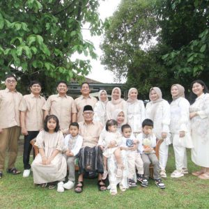 Tradisi Lebaran, Ketupat di Betawi, Nanggong di Bangka Belitung