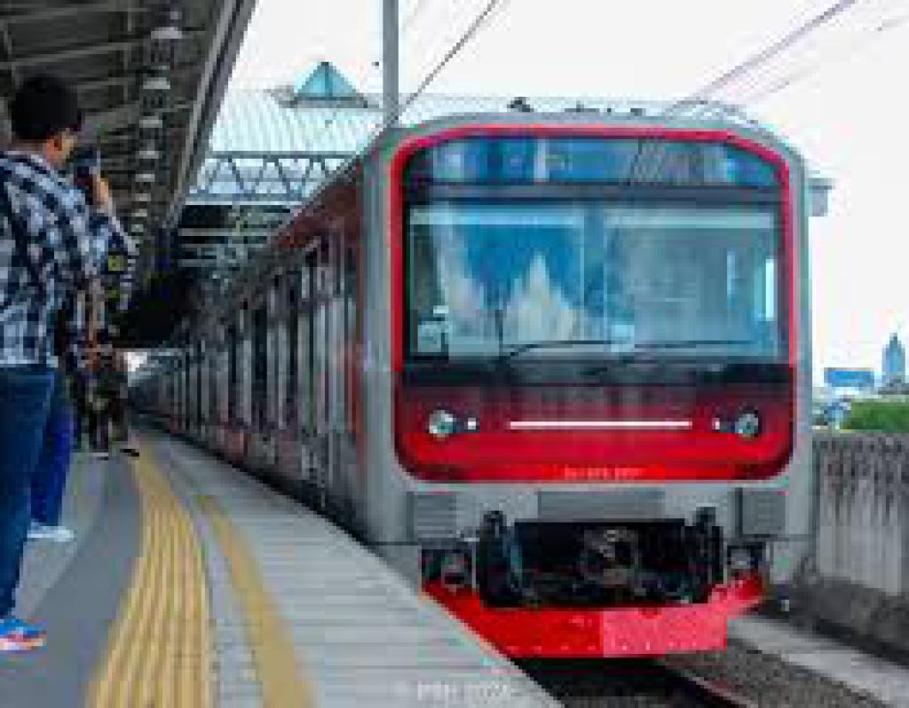 KAI Minta INKA Tuntaskan Kendala Teknis Tujuh Rangkaian KRL