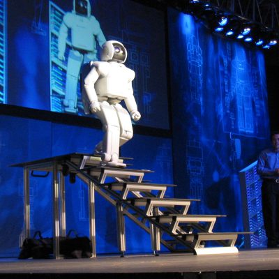 2023, ?Musim Semi? Perkembangan Chatbot Berbasis Artificial Intelligence