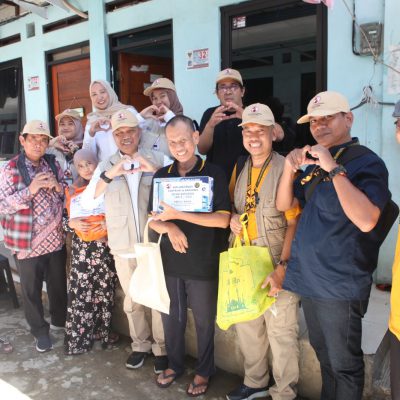 Safari Ramadhan Yastroki, Bingkisan Untuk Penderita Stroke