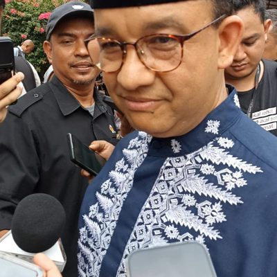 Anies Baswedan Kunjungi Rumah Duka Faisal