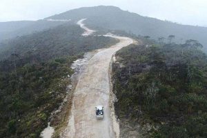 Upaya Membuka Keterisolasian, PUPR Bangun Jalan di Papua