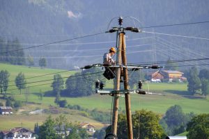 PLN Aliri Listrik ke 16 Desa di NTT