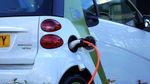 Program Elektrifikasi Kendaraan di Indonesia: Tantangan dan Harapan di Masa Depan