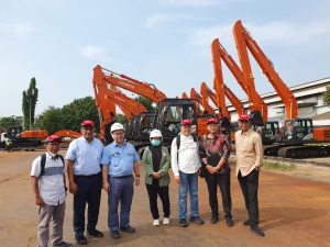Produksi Alat Berat di Hinabi Berfluktuasi Sejak 1997